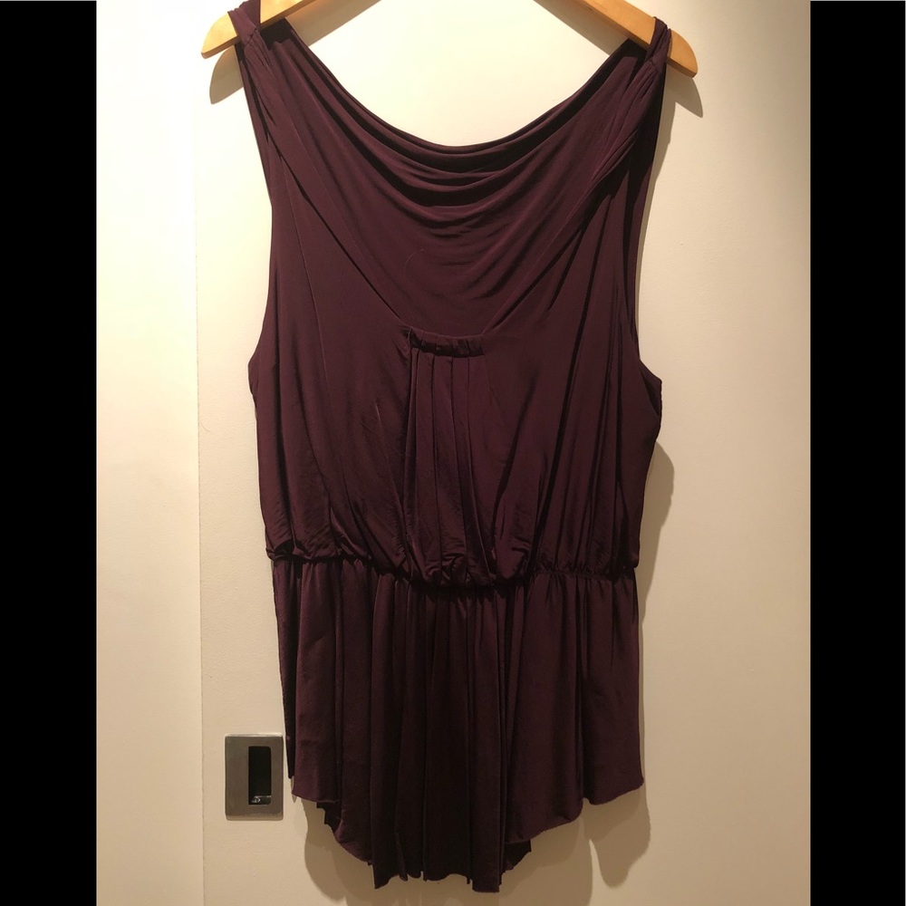 Sleeveless wine burgandy top elastic waist